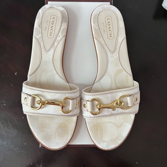 Coach sandals color white size 8 - Picture 2 of 3